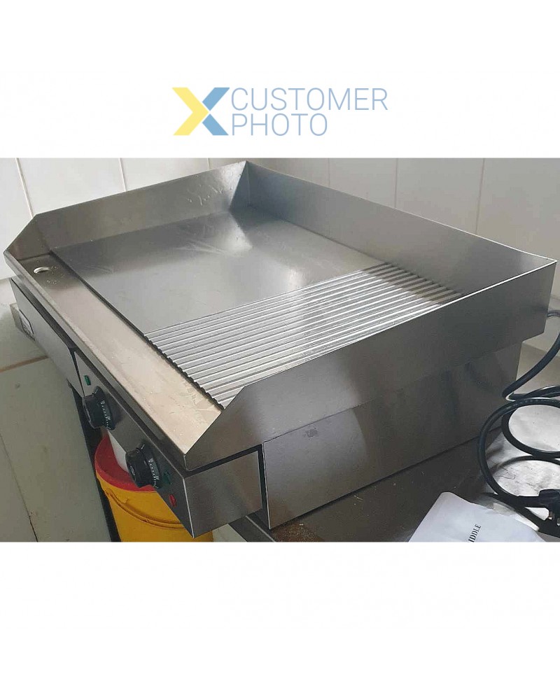 Commercial Griddle Smooth/Ribbed 730x470x240mm 4.4kW Electric | TurcoBazaar HEG822