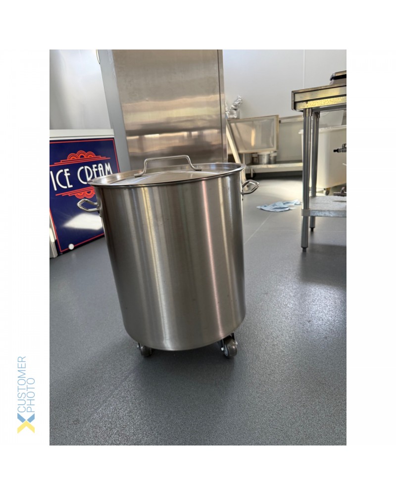Professional Waste bin Stainless steel with Lid & Wheels 75 litres | TurcoBazaar SDC75 Professional Waste bin Stainless steel with Lid & Wheels 75 litres | TurcoBazaar SDC75