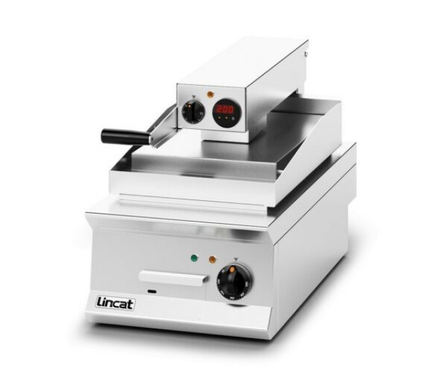 OE8211 - Lincat Opus 800 Electric Counter-top Clam Griddle - Flat Upper Plate - W 400 mm - 8.6 kW