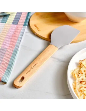 Karaca x Refika Wooden Handle Silicone Spatula, Gray