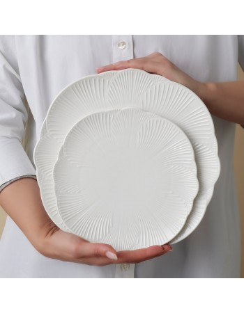 Karaca Bloom 24-Piece Bone China Dinner Set for 6 People, White Karaca Bloom 24-Piece Bone China Dinner Set for 6 People, White