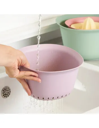 Karaca 4 Piece Multi Purpose Mixing Bowls, Colander and Citrus Squeezer Set, Multi
